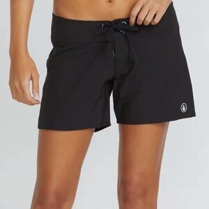 VOLCOM-SIMPLY SOLID 5 BOARDSHORT - BLACK Size 9